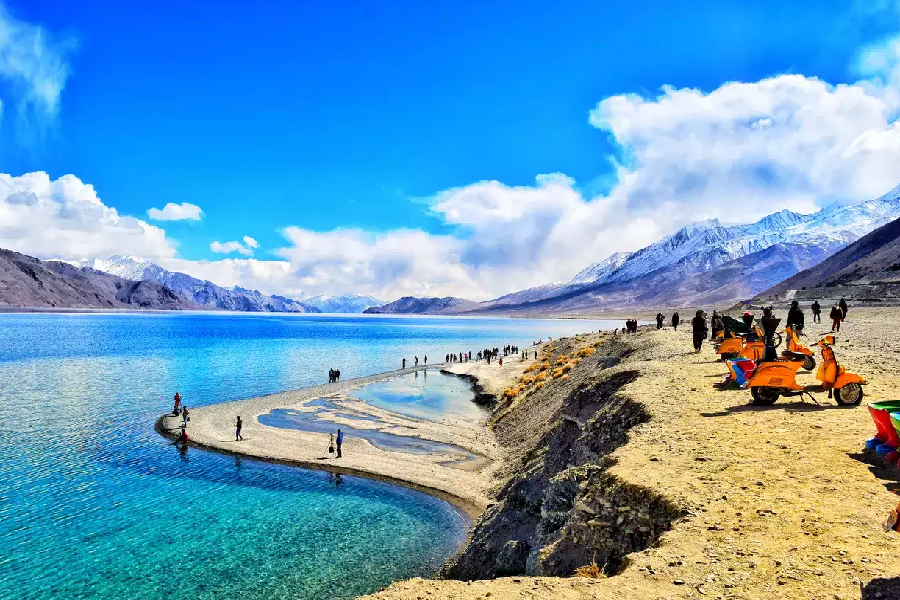 Leh Ladakh Tour Packages